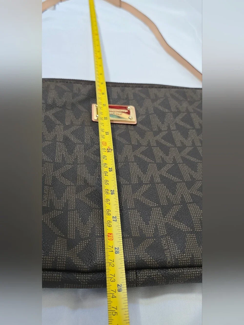 Michael Kors MK Signature Brown Laptop Crossbody Sleeve Bag Gold Hardware
